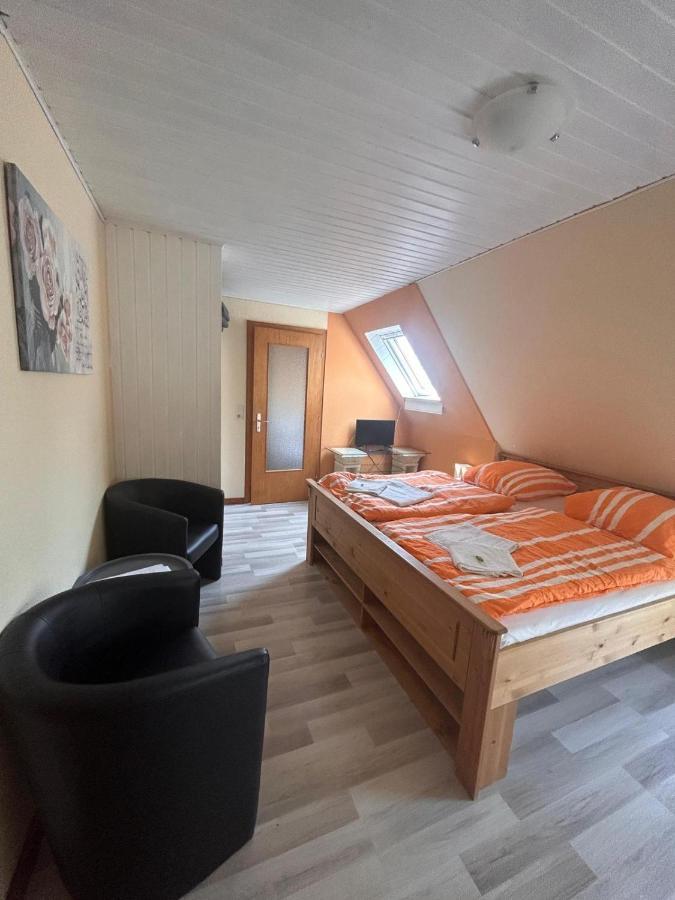 Pension Zum Leuchtfeuer Бутьядинген Экстерьер фото